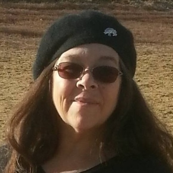 Meet your Posher, Jackie - Picture 1 of 1